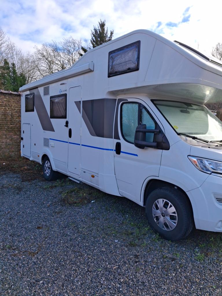 Adria Oost-Indische kers 2200hdi 15600 km 0475 49 56 39, Caméra de recul, Fiat, Particulier, Adria
