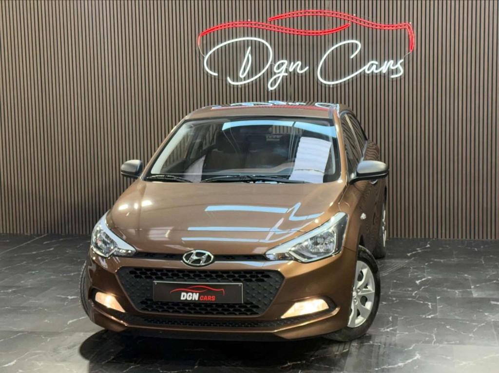 Hyundai i20 i20 1.2i Air (bj 2016), Stof, Euro 6, 4 cilinders, 55 kW