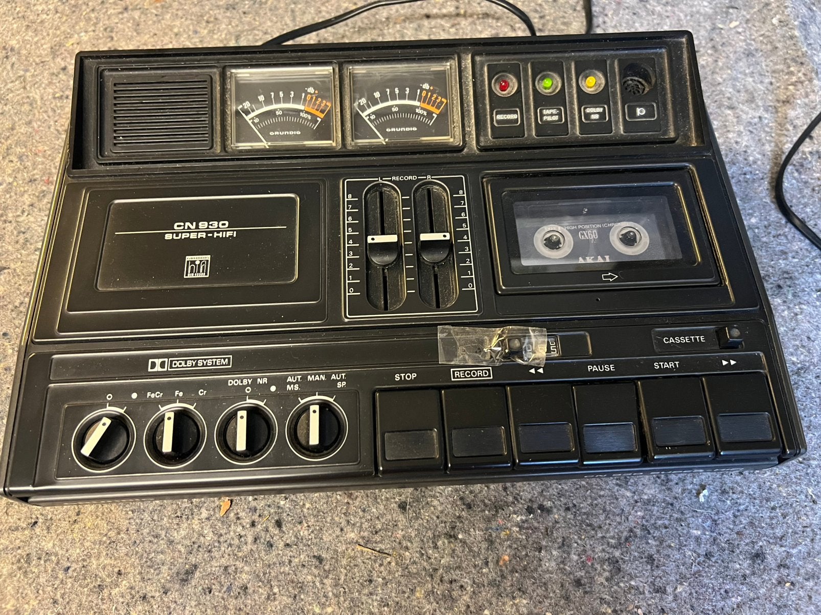 Grundig CN 930 Super-HiFi, TV, Hi-fi & Vidéo, Decks cassettes, Enlèvement, Simple, Autres marques