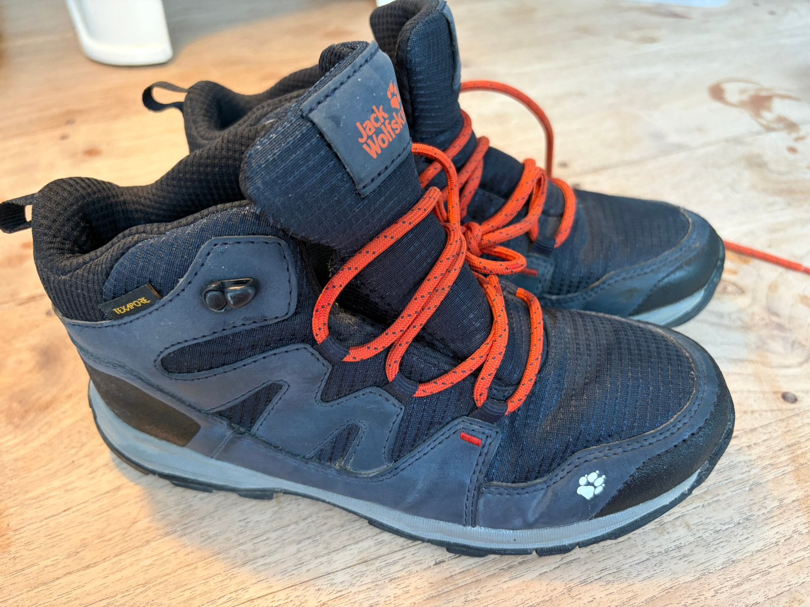 Bottes de randonnée Jack Wolfskin taille 35, Enfants & Bébés, Enlèvement ou Envoi, Comme neuf, Chaussures