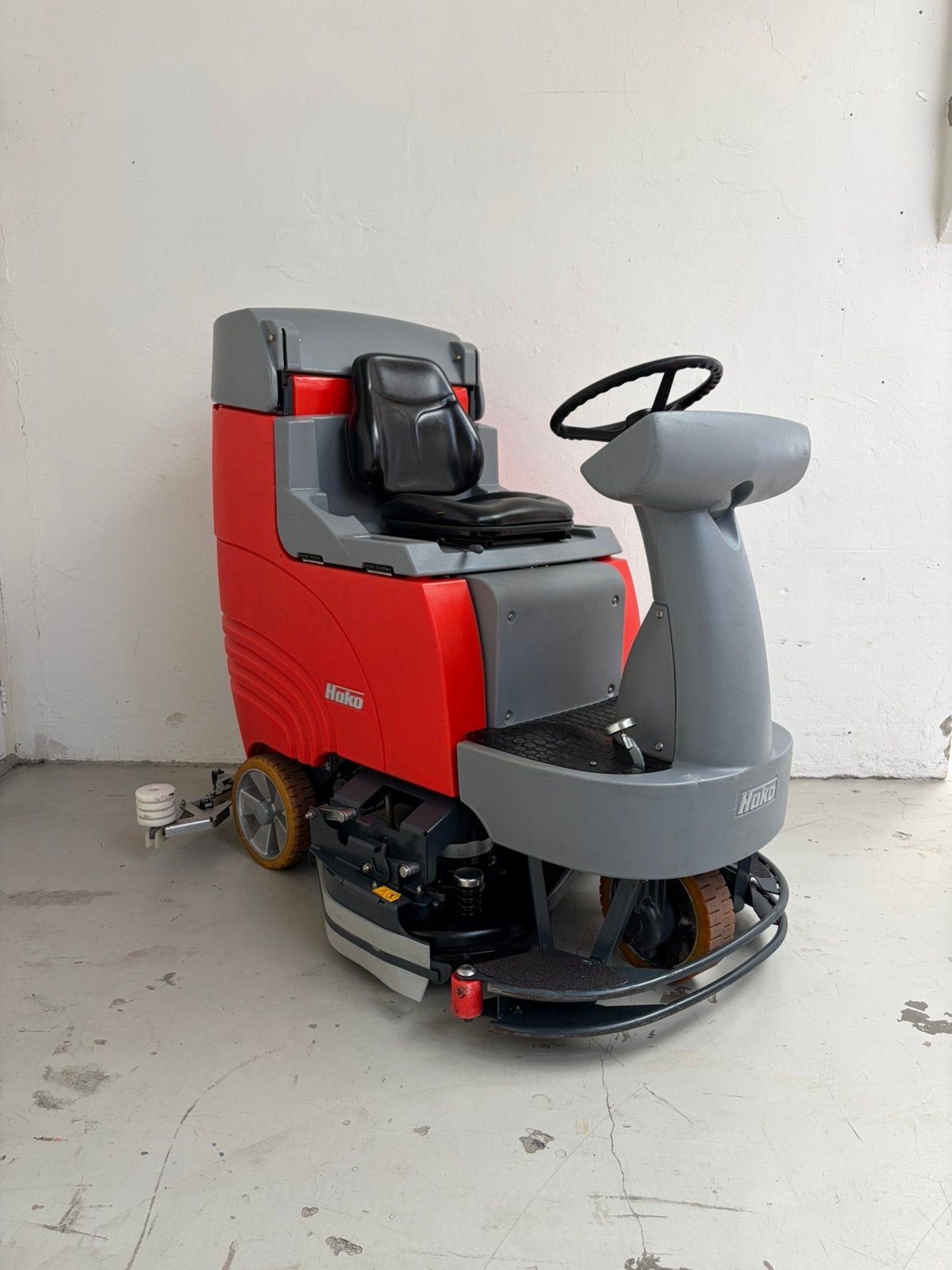 Opzit schrobmachine | Hako Scrubmaster B115R | 300 uur, Huis en Inrichting, Schoonmaakartikelen, Ophalen of Verzenden