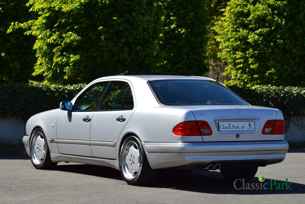 Mercedes-Benz E50 AMG (bj 1996, automaat), foto 3
