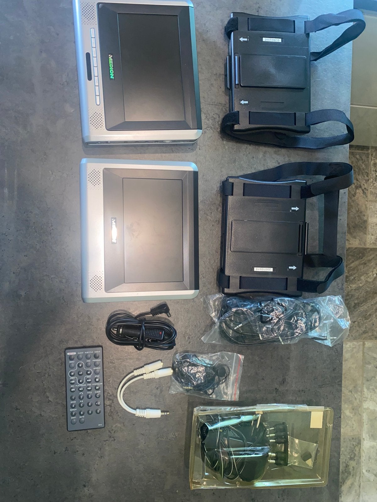 Medion DVD player portable voiture, Enlèvement ou Envoi, Utilisé