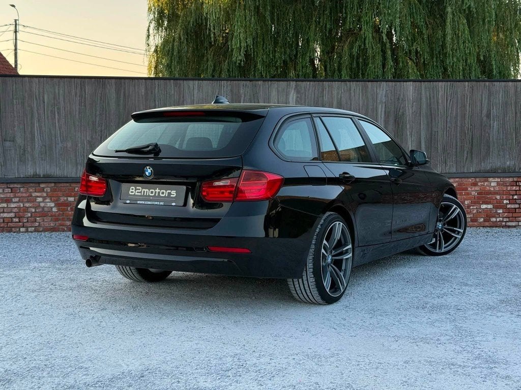 bmw 316d Touring/2015/Carplay/Clim/Chauffage des sièges, Achat, Entreprise, Noir, 5 portes