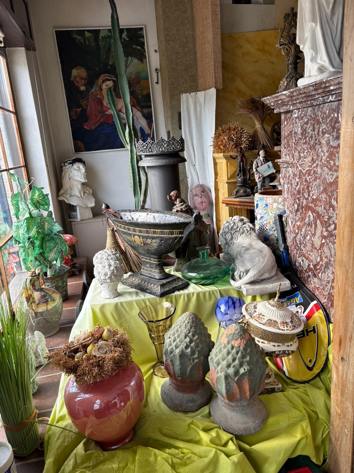 Boutique, Enlèvement, Autres sujets