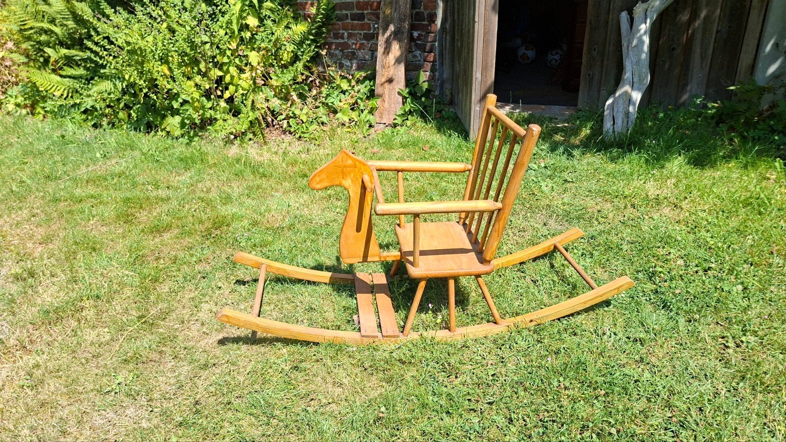 Cheval à bascule classique en bois, en parfait état, Enlèvement
