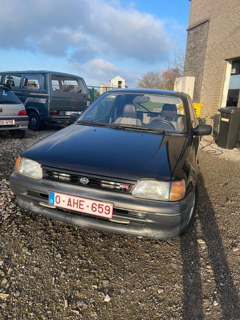 Toyota starlet 1,3 venizi, Auto's, Voorwielaandrijving, Stof, 4 cilinders, Starlet