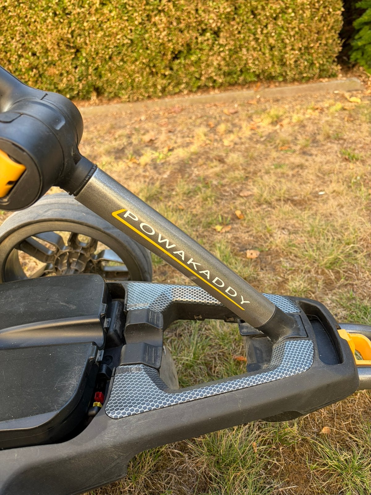 Powakaddy C2 elektrische trolley, Sports & Fitness, Enlèvement, Utilisé, Voiturette de golf, Autres marques