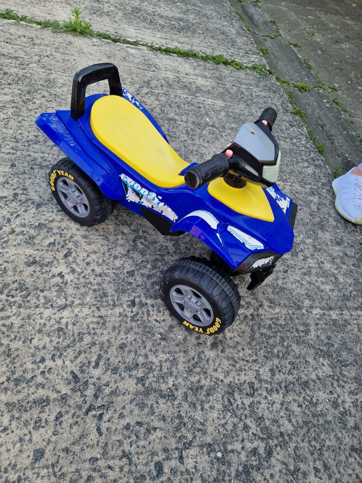 quad à pied, Utilisé