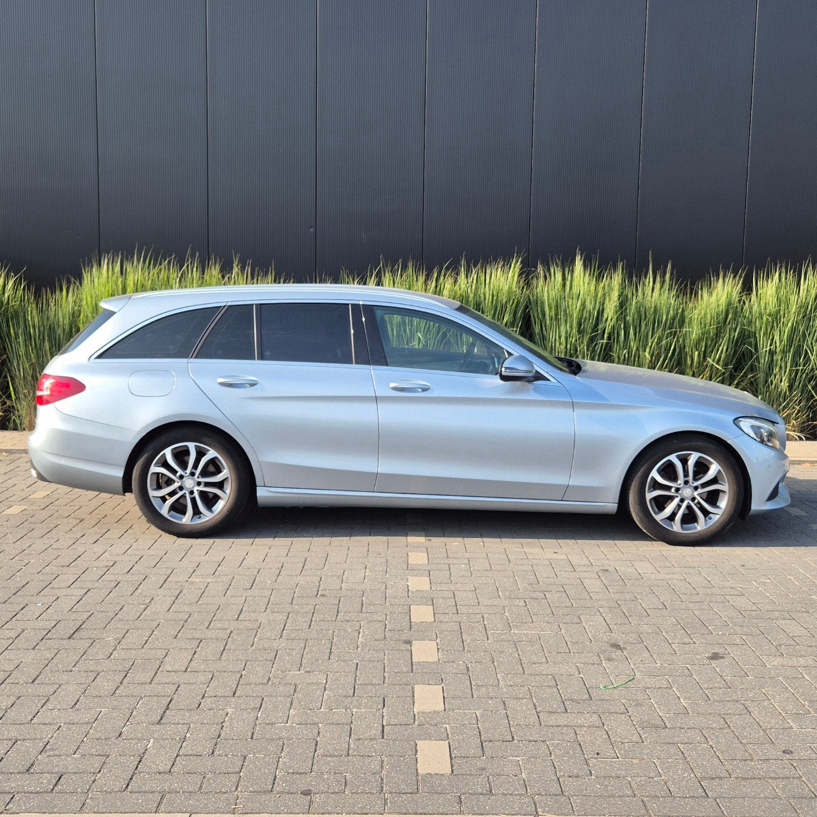 Mercedes-Benz C200d Navi/Airco/Xenon/pdc 
Mercedes-Benz C200, Auto's, Mercedes-Benz, 100 kW, Leder en Stof, Bedrijf, 5 deurs