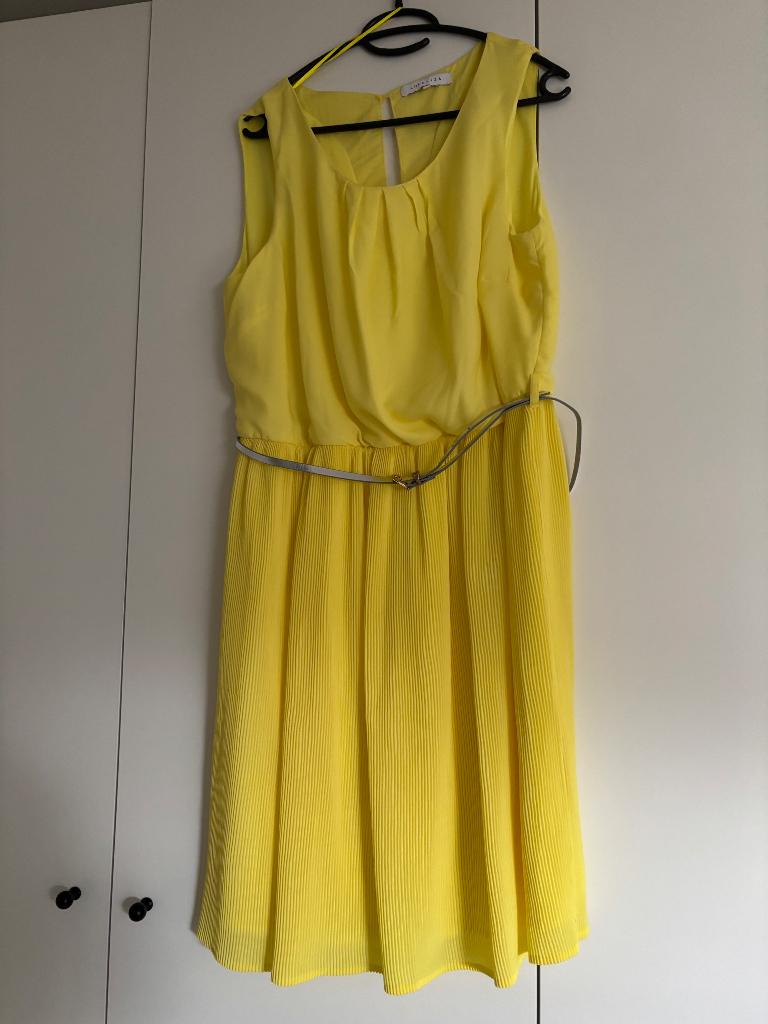 Geel kleedje maat 46 nieuw, Neuf, Taille 46/48 (XL) ou plus grande, Jaune, Lola & Liza