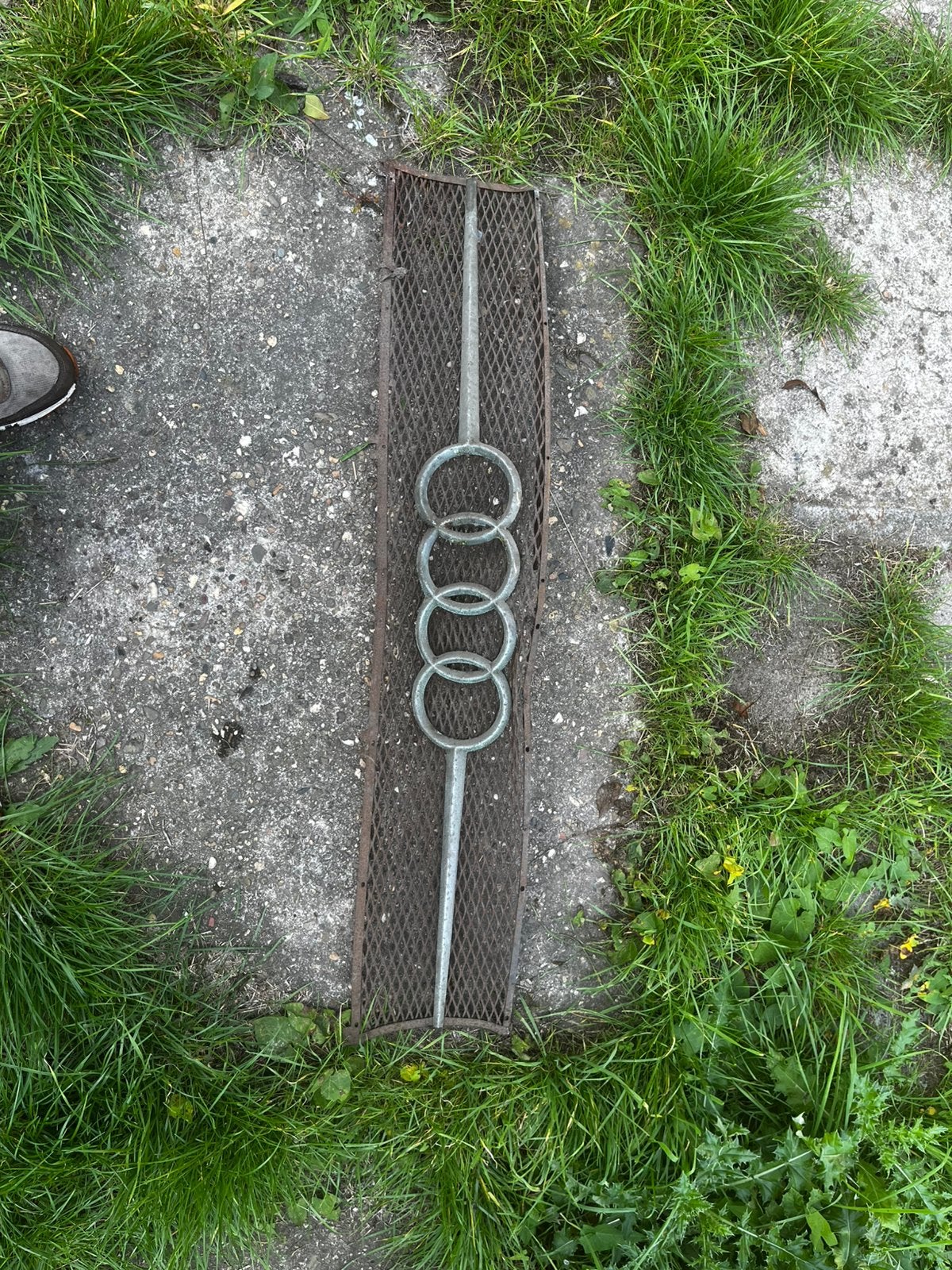 Audi grill 100c1 1970, Ophalen of Verzenden, Audi