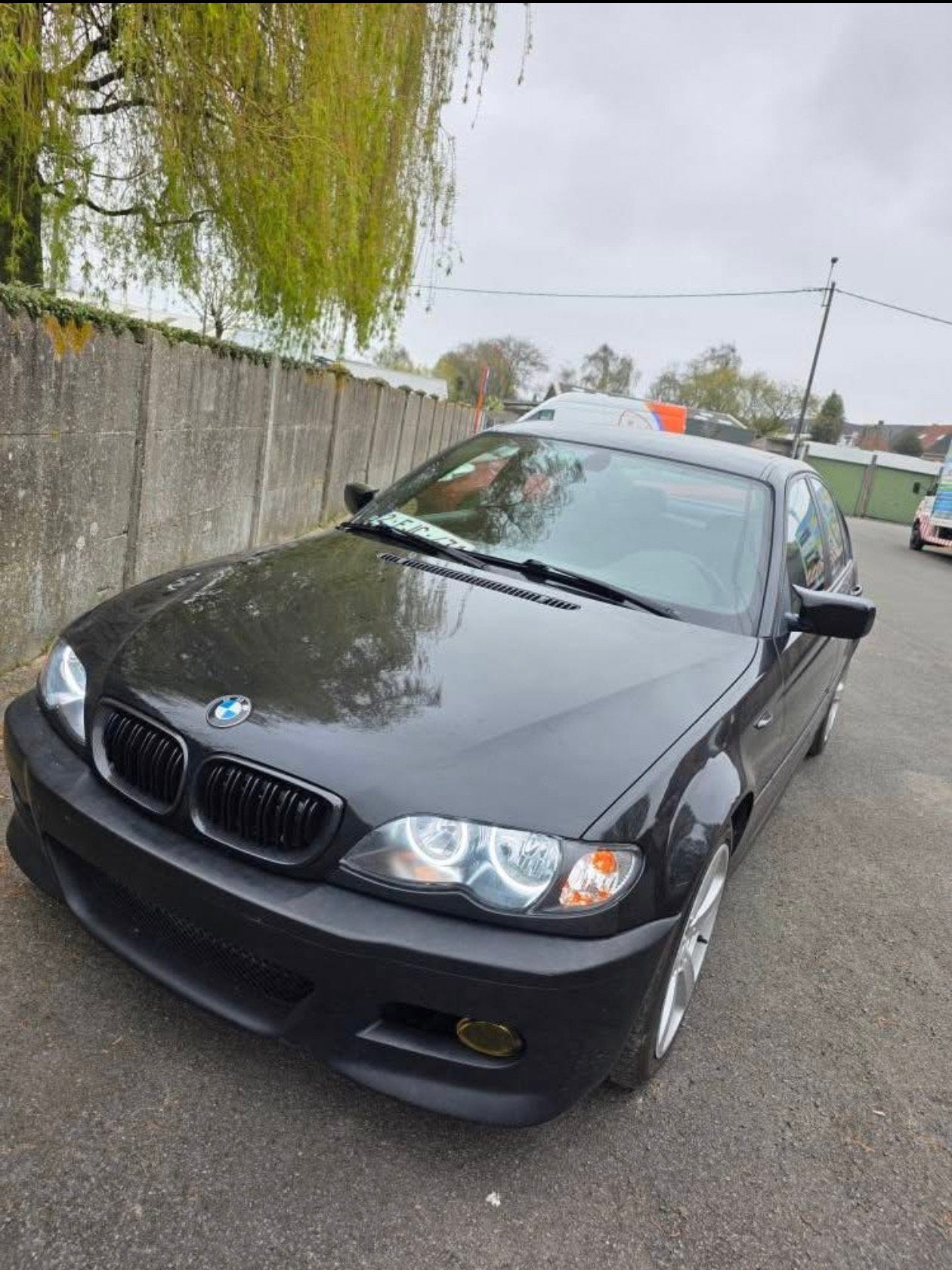 BMW 318i 143hp EXPORT, Auto's, BMW, Particulier, 3 Reeks, Android Auto, Benzine, Berline, 4 deurs, Handgeschakeld, Zwart, Zwart