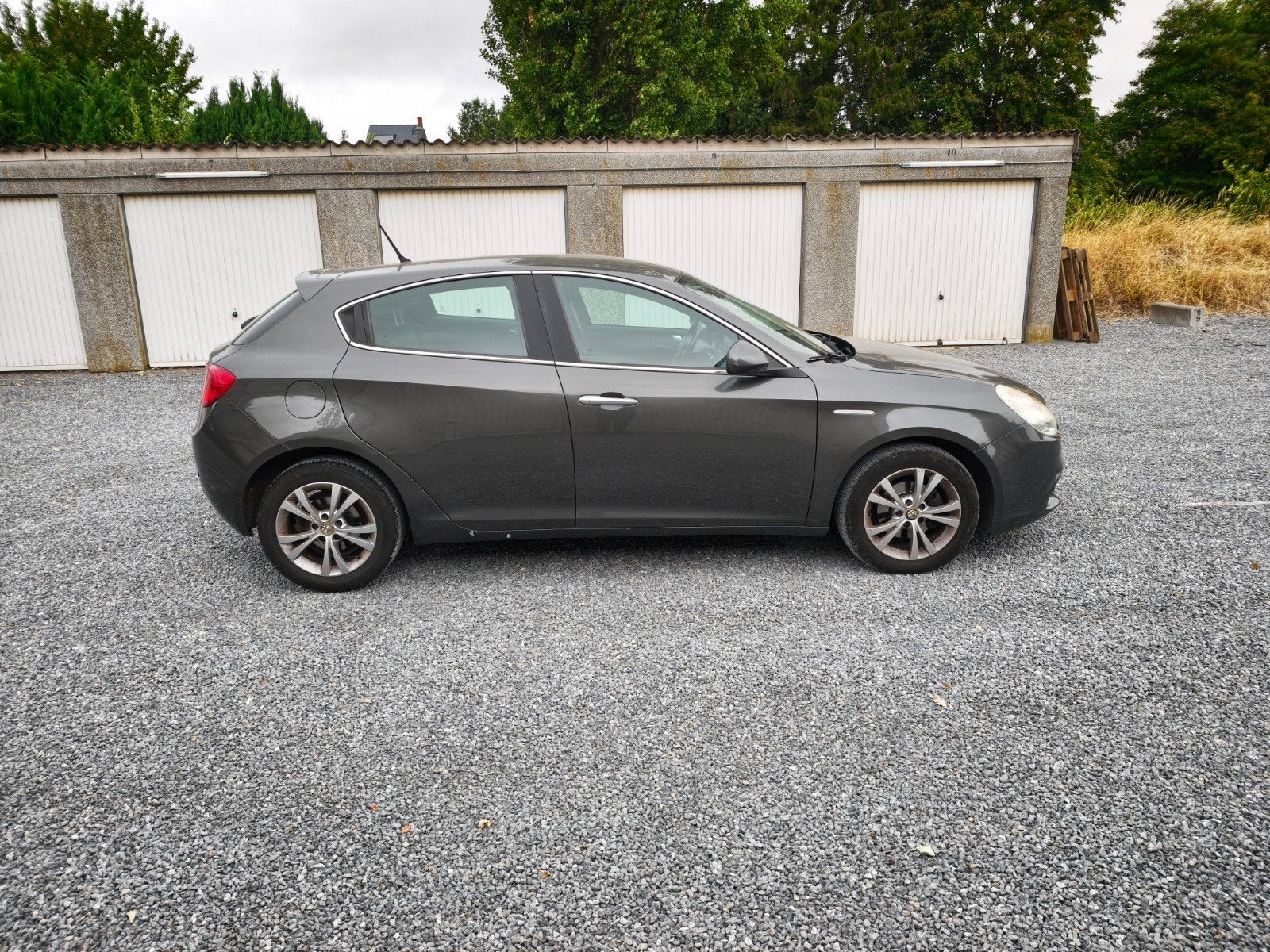 Alfa Romeo Giulietta 1.6 JTDm 11.2010 248.000 km 77 kw, Autos, Achat, 5 portes, Diesel, Capteur de stationnement
