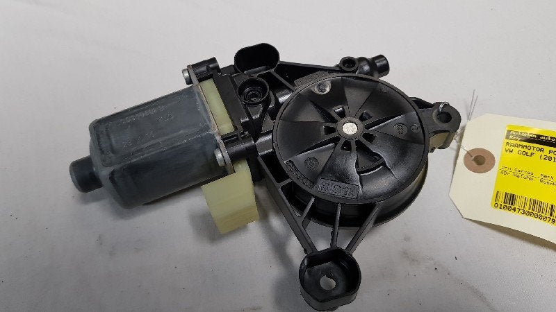 MOTEUR LEVE VITRE ELECTRIQUE Volkswagen Golf VII (AUA), Robert Bosch AG, Volkswagen, Utilisé, Robert-Bosch-Allee 1
74232  Abstatt, DE