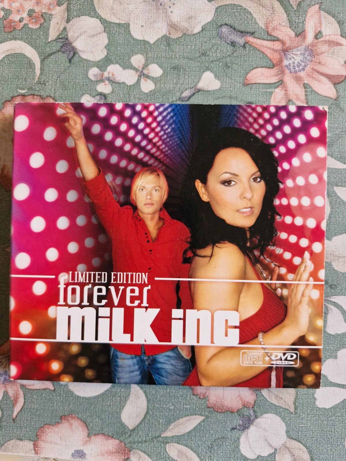 Milk inc. Forever. Cd + dvd., Cd's en Dvd's, Ophalen of Verzenden, Zo goed als nieuw, Dance