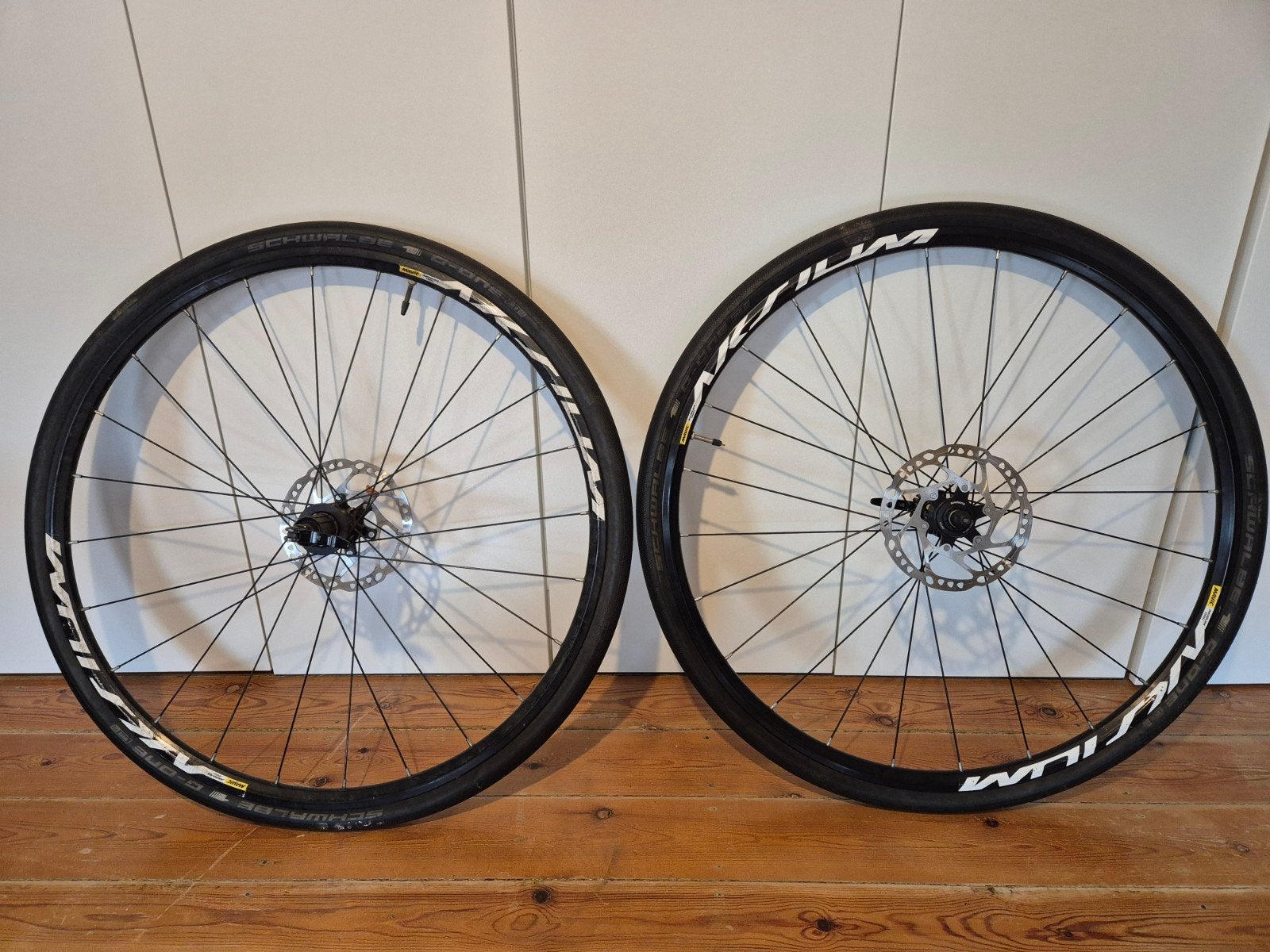 Mavic Aksium Disc wielset 700c + Schwalbe One banden, Fietsen en Brommers, Fietsonderdelen, Ophalen, Racefiets