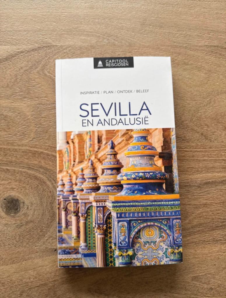 NIEUW Capitool Reisgids Sevilla Andalusië, Capitool, Enlèvement ou Envoi, Europe, Neuf