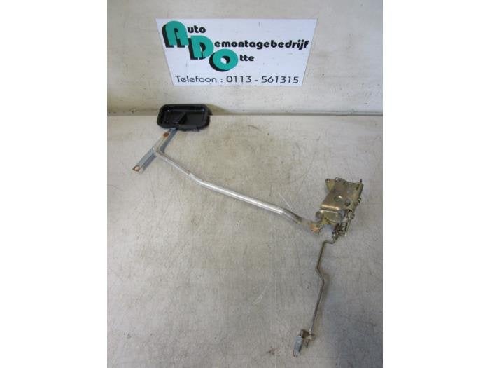 Deurslot Mechaniek 4Deurs rechts-voor van een Volvo 2-Serie, Gebruikt, -, -, Ophalen of Verzenden