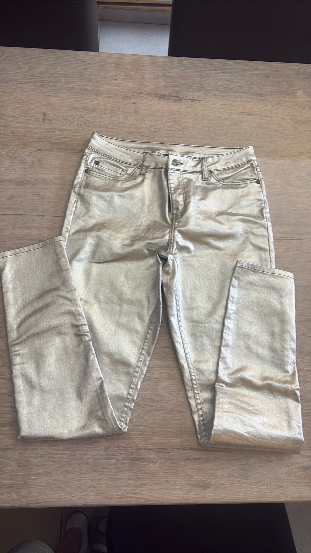 Pantalon argente brillant T40, Kleding | Dames, Spijkerbroeken en Jeans, Ophalen, Nieuw