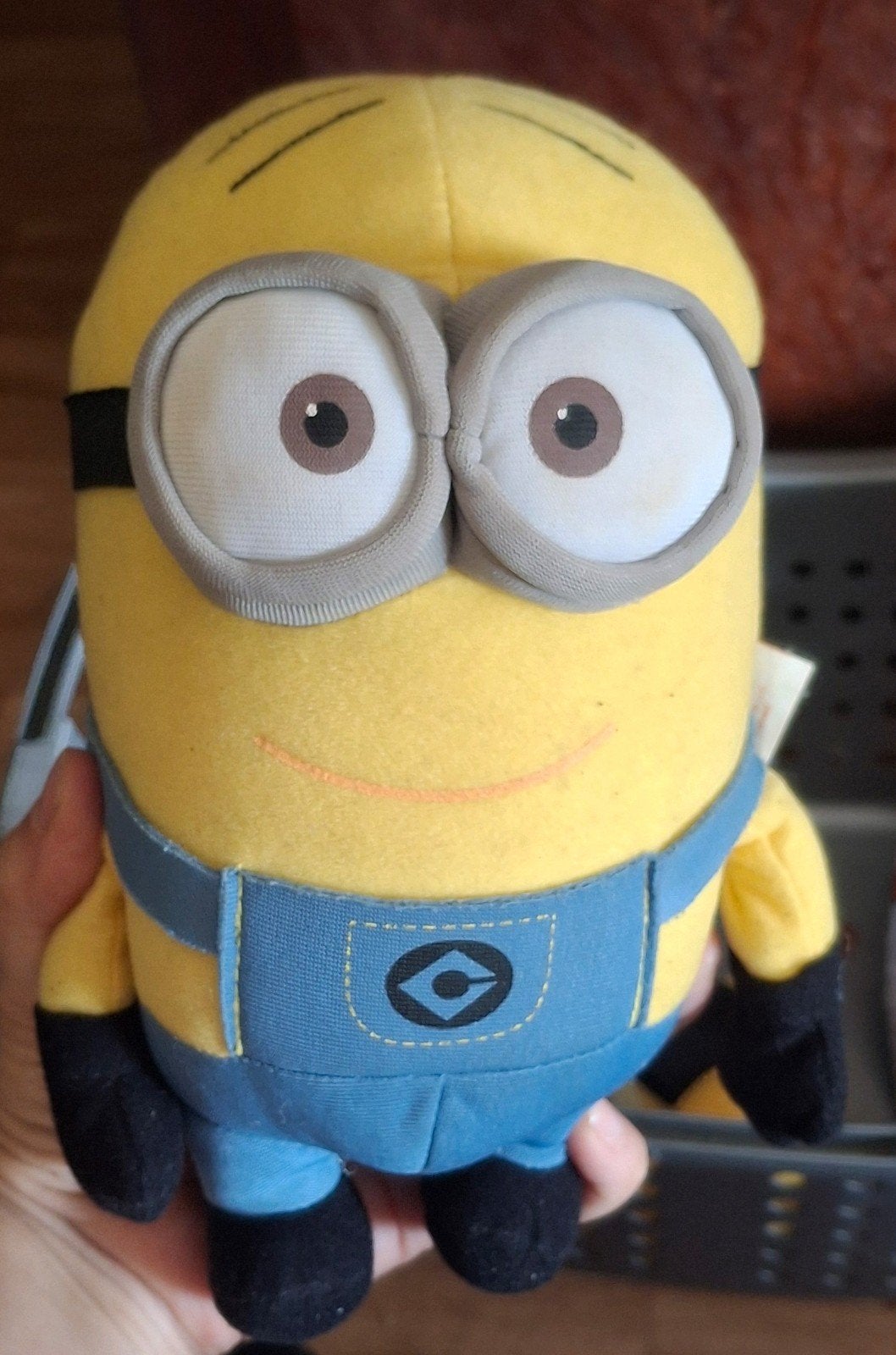 Minions knuffel 24 cm, Enfants & Bébés, Comme neuf, Moyen (20 à 80 cm), Autres types, Disney
