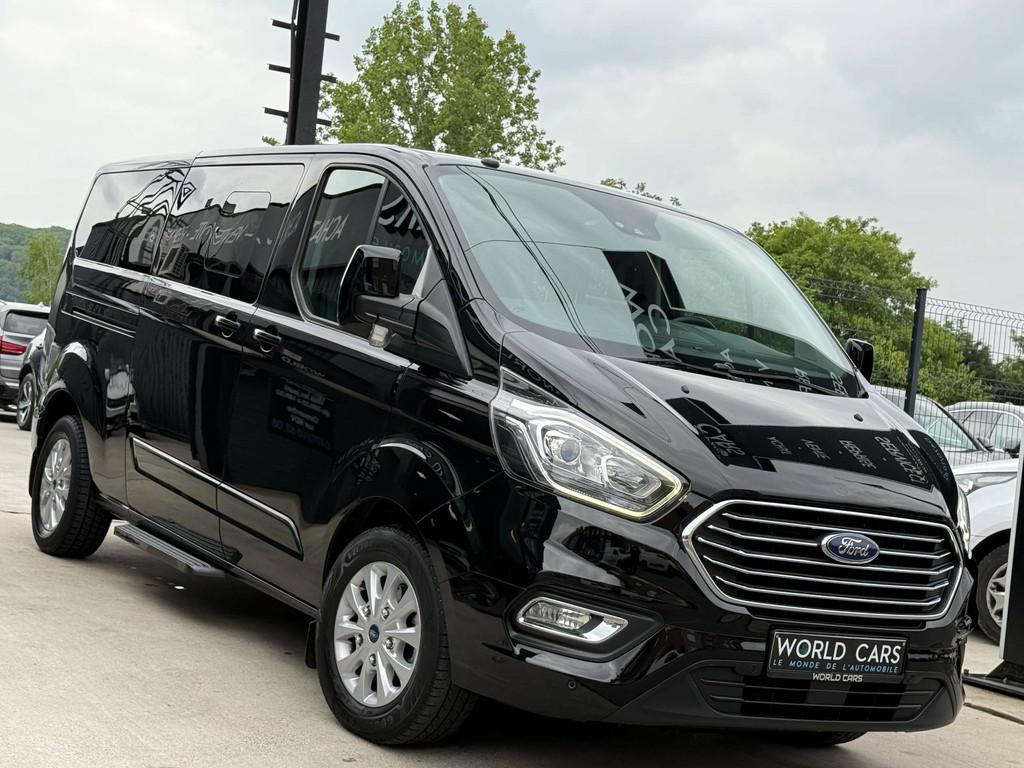 Ford Tourneo Custom 2.0 TDCi L2H1 TVAC*BTWIN LONG CHASSIS -, Auto's, Gebruikt, 4 cilinders, Zwart, Diesel
