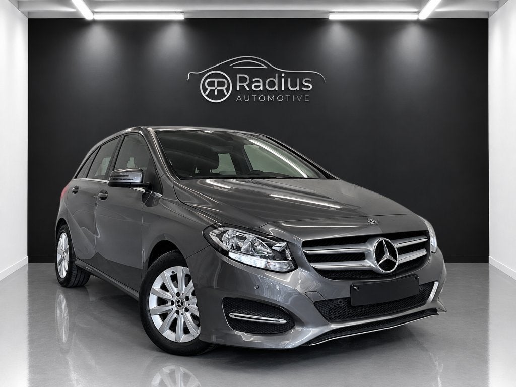 Mercedes-Benz - B180 - Benzine, Stof, 4 cilinders, 1595 cc, Bedrijf