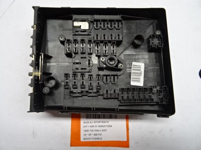ZEKERINGKAST Audi A3 Sportback (8PA) (1K0937125A), Gebruikt, Audi