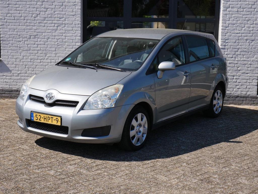 Toyota Verso 1.8 VVT-i Terra 7p. Airco Cruise Trekhaak, Auto's, Monovolume, Zwart, Bedrijf, Handgeschakeld