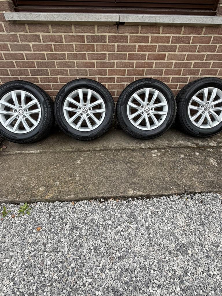 Kit hiver origine vw passat golf avec bon p’eus 215/60/16, Pneus et Jantes, 16 pouces, Véhicule de tourisme, Enlèvement