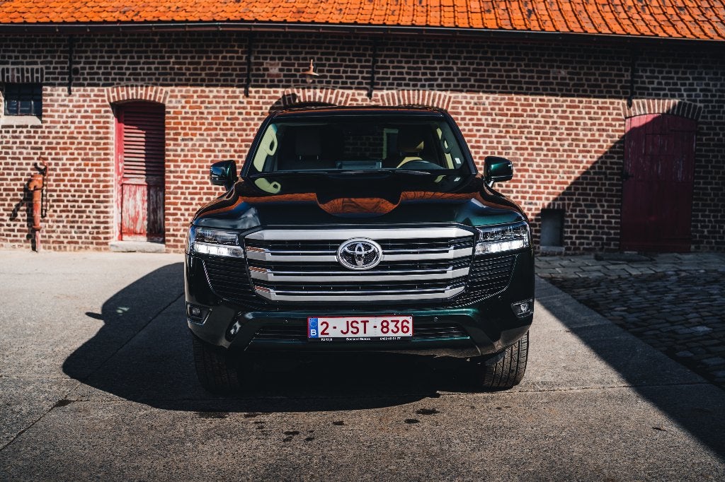 Land Cruiser 300 nieuw €125.000 ex btw, Auto's, Automaat, 26004 kg, 3500 cc, Leder