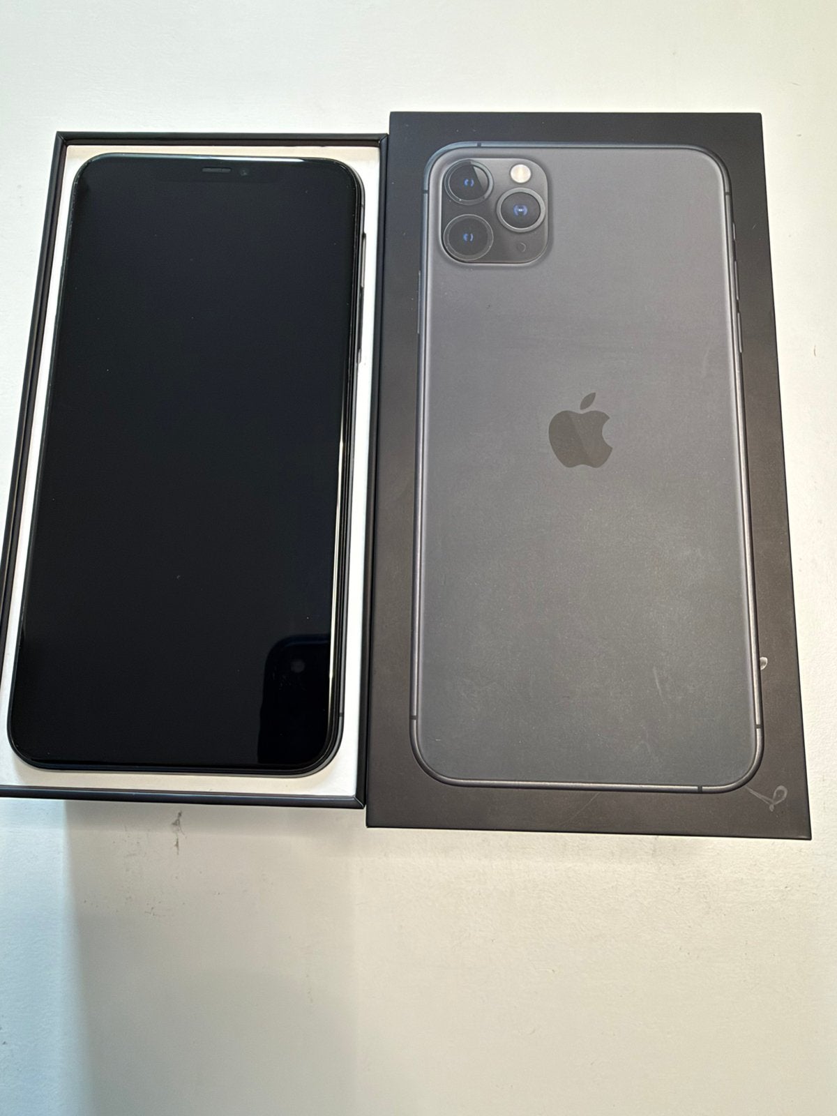 I Phone 11 Pro Max, Telecommunicatie, 86 %, Ophalen of Verzenden, 64 GB, Grijs