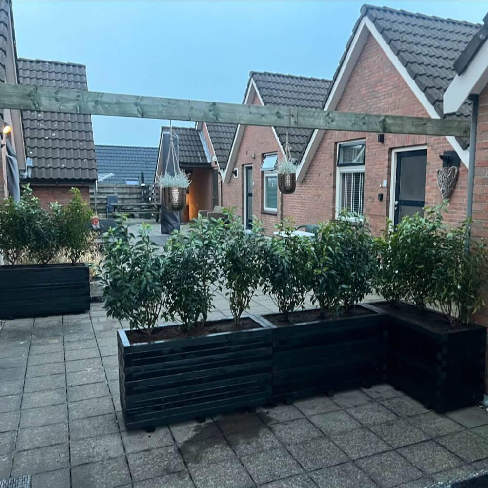 Grandes jardinières en bois faites de poutres, Neuf, 60 à 100 cm, Rectangulaire, Balcon