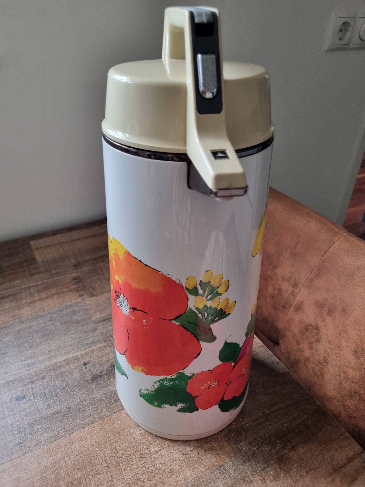 Cafetière vintage, Enlèvement