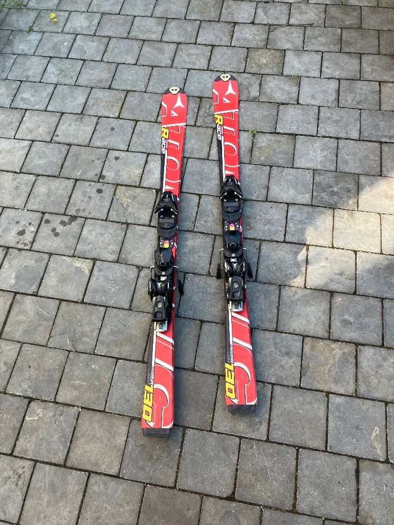Ski’s Atomic Race 130, Sport en Fitness, Ophalen, Gebruikt, 100 tot 140 cm, Carve