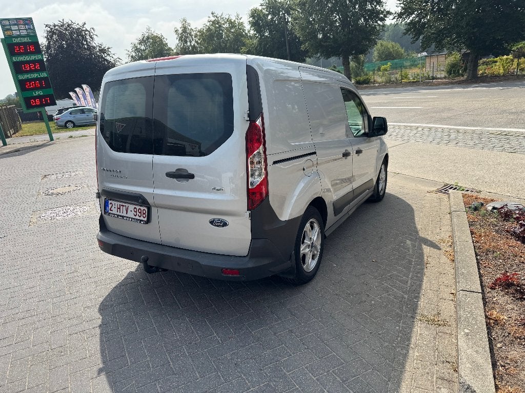 Ford Transit Connect Benzine 2016 90000km 8900€, Auto's, Bestelwagens en Lichte vracht, Voorwielaandrijving, Stof, 4 cilinders
