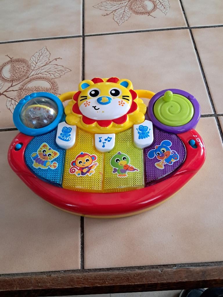 Eerste piano, Ophalen, Gebruikt, Met licht