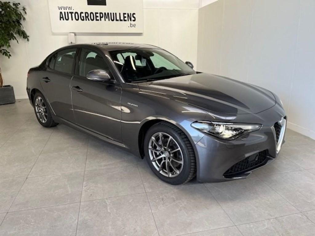 Alfa Romeo Giulia Giulia MY2022  RWD 22 JTD AUT Super, Automaat, 4 deurs, Parkeersensor, Bedrijf