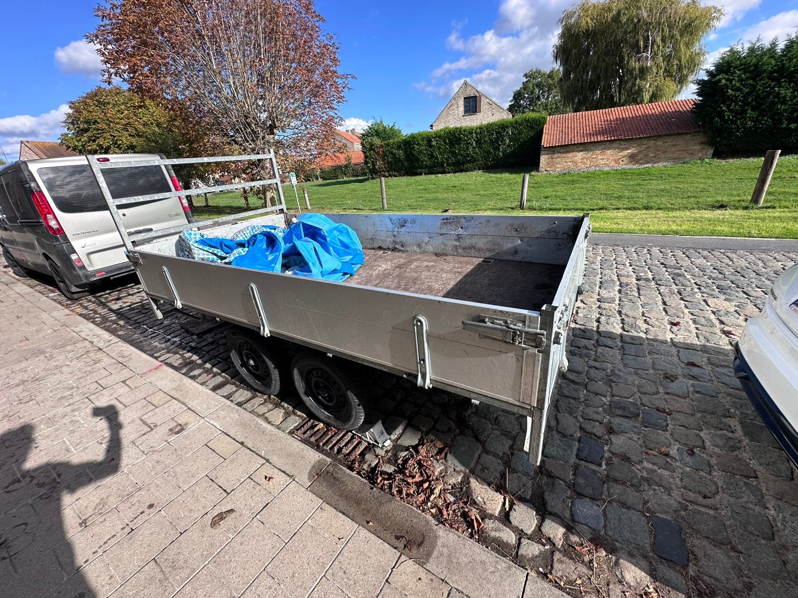 Alu aanhangwagen, Ophalen, Zo goed als nieuw