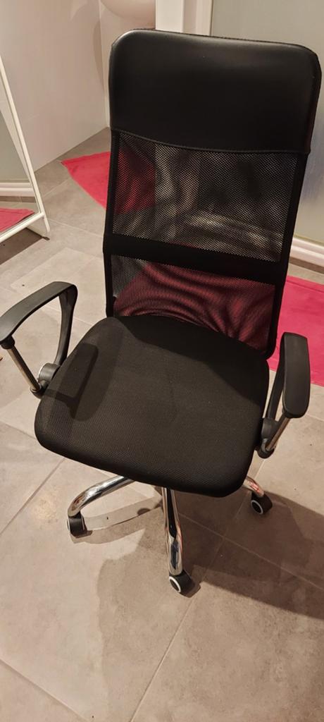 Chaise de bureau en maille avec dossier, Enlèvement, Comme neuf, Noir, Chaise de bureau