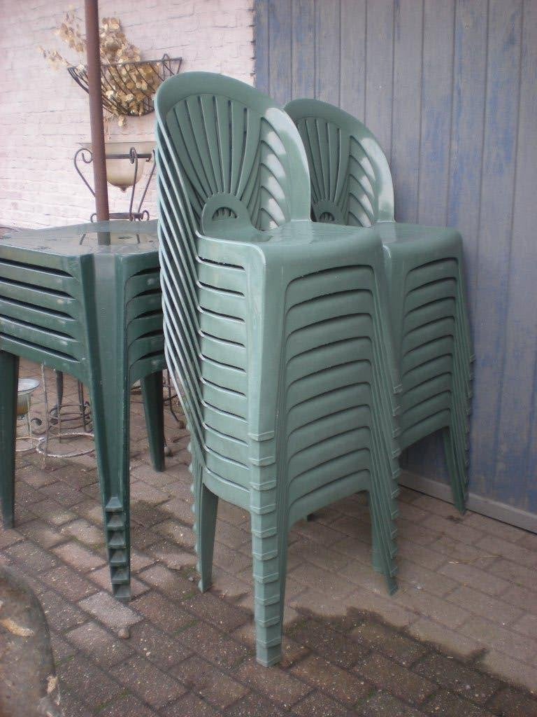 kunststof tuinmeubelen - 6 tafels en 21 stoelen, Tuin en Terras, Ophalen, Kunststof
