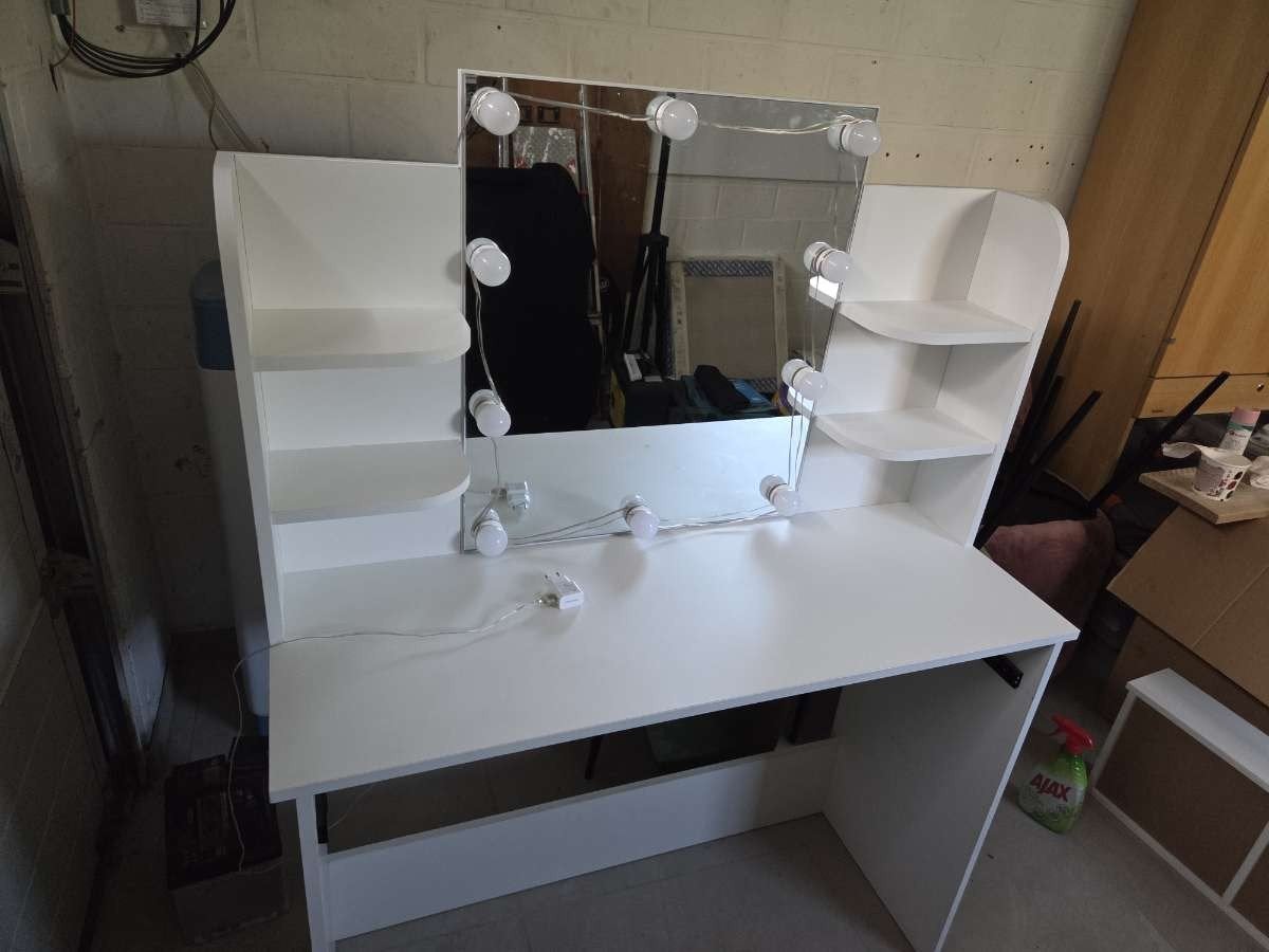 make-up tafel / kaptafel / vanity – wit – met lampjes, Ophalen