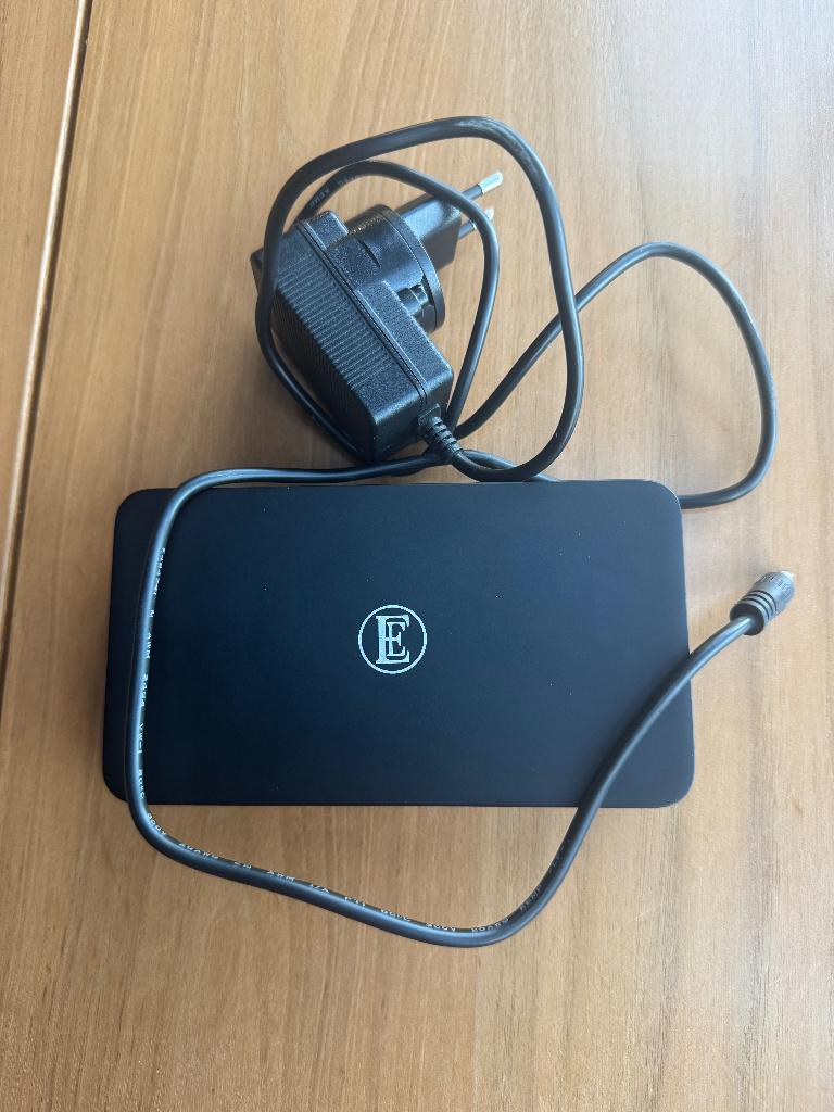 Switch audiophile CHORD -  EE8, Enlèvement, Comme neuf