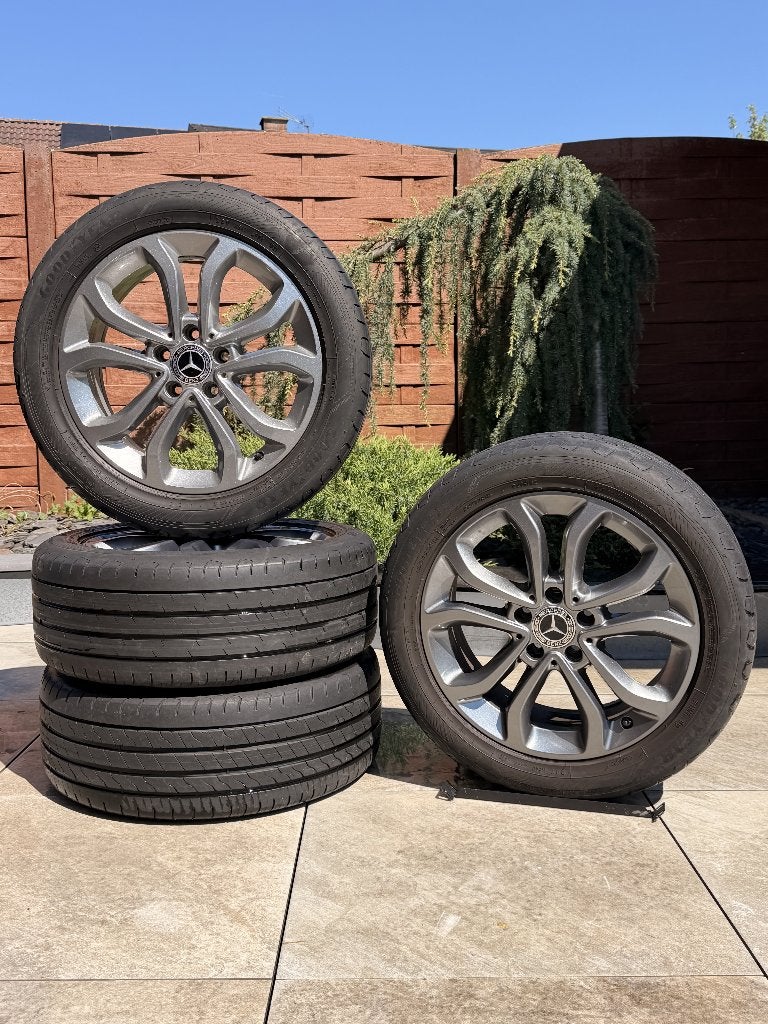 Original 17" Mercedes-Benz Classe C W205 Jantes et pneus M7, Enlèvement, Utilisé