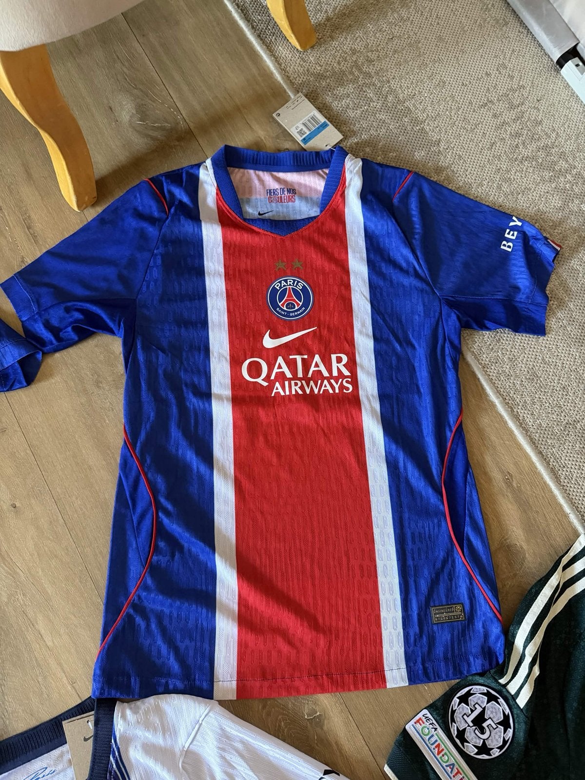 PSG home, Sports & Fitness, Football, Taille L, Enlèvement ou Envoi, Neuf, Maillot