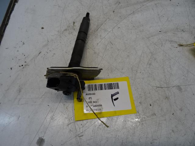 INJECTEUR Audi A3 Sportback (8PA) (03L130277), Utilisé, Audi