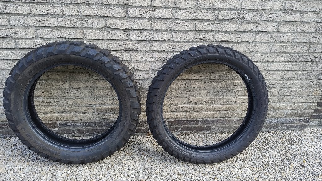 Metzler Karoo 4 motobanden gebruikt, Enlèvement, 4 Saisons, Pneu(s)