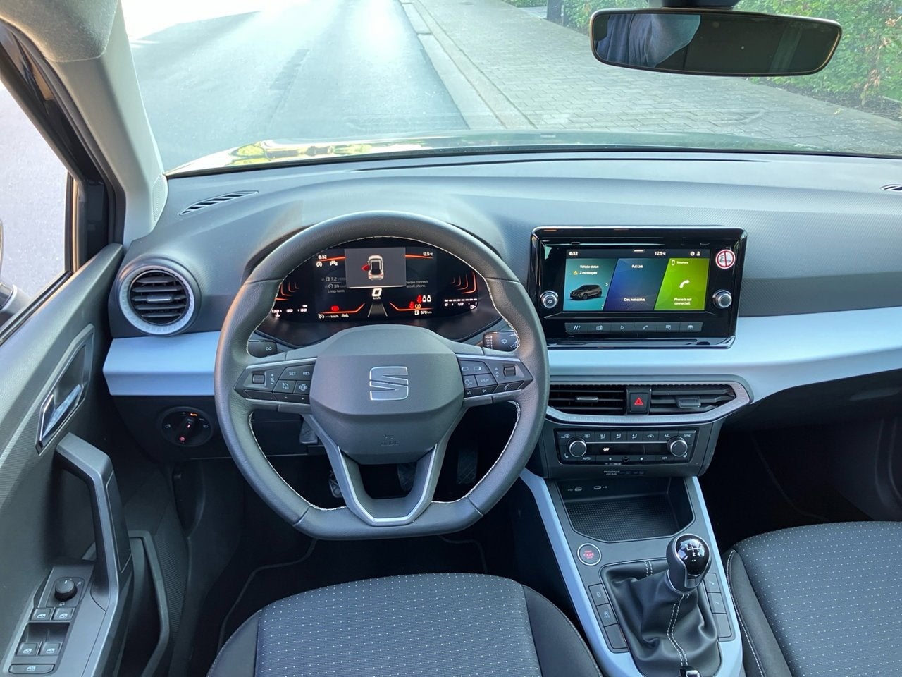 Seat Arona 1.0 TSI 115pk 6v Pulse keyless / camera / aut. ai, Auto's, 121 g/km, Geheel digitaal combi-instrument, Arona, Handgeschakeld