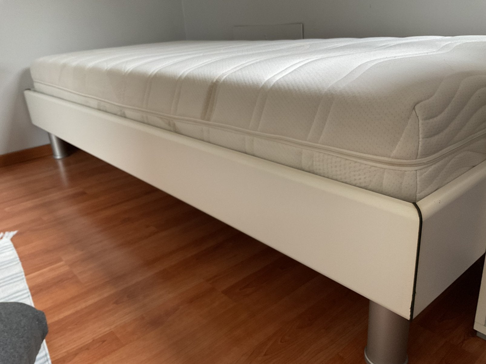 Eenpersoonsmatras te koop (2 m op 90 cm), Ophalen, Zo goed als nieuw, 90 cm