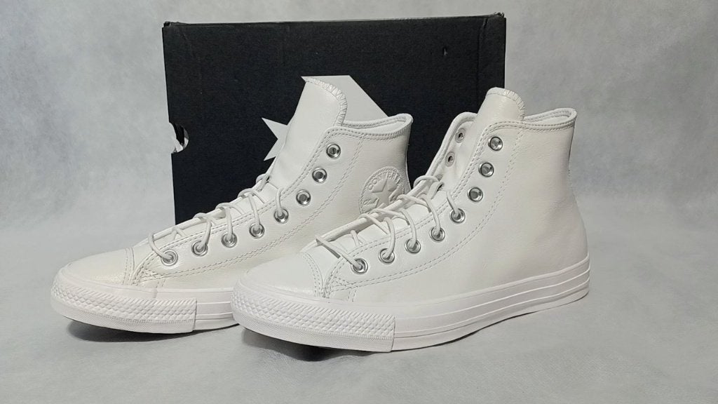 18 paar nieuwe sneakers - 1 lot 12€ per paar, Kleding | Heren, Schoenen, Ophalen, Overige kleuren, Nike, Sneakers